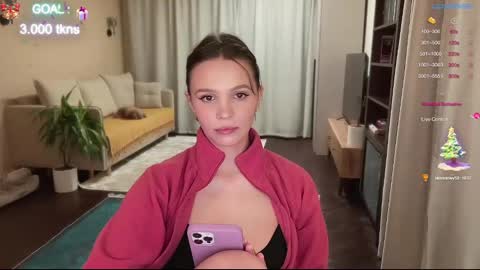 AliceEve online show from December 17, 2024, 9:05 pm