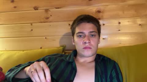 AliceEve online show from September 26, 2025, 7:29 pm