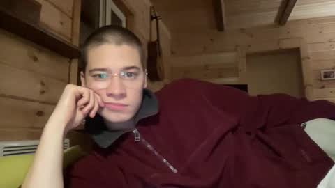 AliceEve online show from November 22, 2025, 8:30 pm