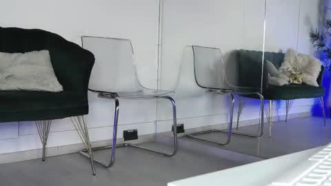 rebbeccaray online show from January 11, 2026, 7:52 pm