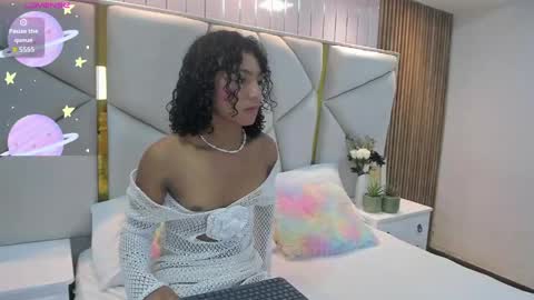 Rebeca online show from May 17, 2026, 11:39 am
