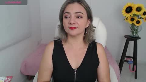 Snapshot of rebeca_milf chatting on September 29, 2025, 12:43 pm REBECA online show from September 29, 2025, 12:43 pm