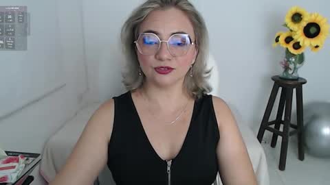 Snapshot of rebeca_milf chatting on January 8, 2026, 1:02 pm REBECA online show from January 8, 2026, 1:02 pm
