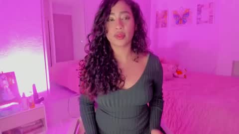 Snapshot of rebecaharrison111 chatting on October 3, 2025, 12:29 am Rebeca online show from October 3, 2025, 12:29 am