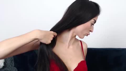 Snapshot of rebecamur chatting on November 3, 2025, 11:00 am rebecamur online show from November 3, 2025, 11:00 am