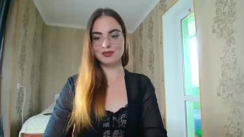 Snapshot of rebecca_ccaa chatting on October 11, 2025, 8:35 am Rebecca online show from October 11, 2025, 8:35 am