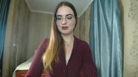 Snapshot of rebecca_ccaa chatting on November 5, 2025, 2:39 pm Rebecca online show from November 5, 2025, 2:39 pm
