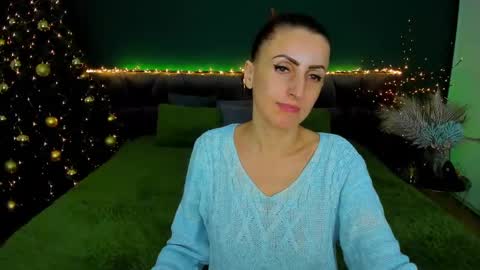 rebecca_diamonds online show from December 24, 2024, 1:17 pm