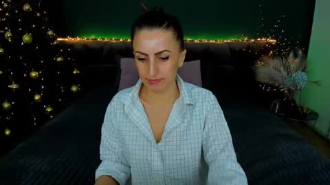 rebecca_diamonds online show from December 26, 2024, 11:54 am