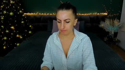 rebecca_diamonds online show from January 2, 2025, 6:07 am