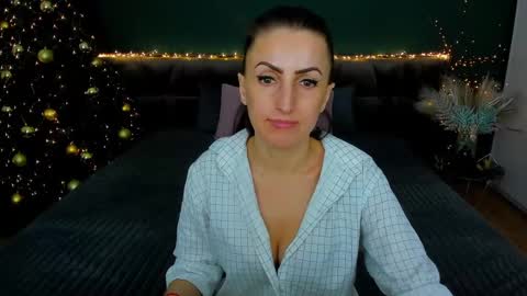 rebecca_diamonds online show from January 2, 2025, 12:13 pm