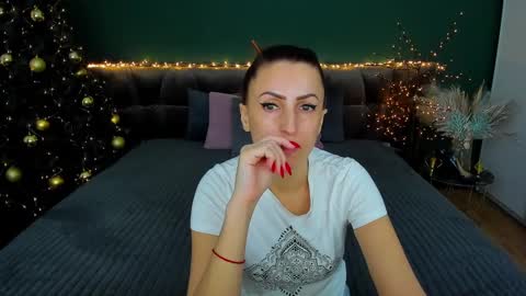 rebecca_diamonds online show from January 12, 2025, 6:06 am