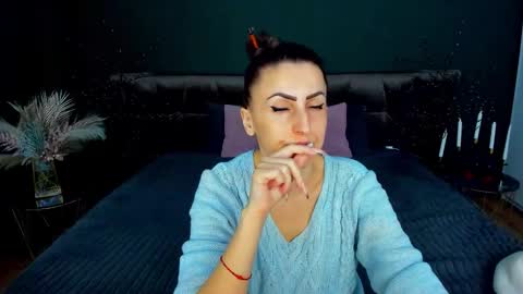 rebecca_diamonds online show from February 11, 2026, 6:29 am