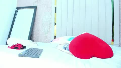 Rebecca online show from October 4, 2025, 11:19 am