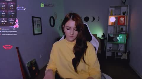 rebecca_smile_ online show from October 2, 2025, 10:17 pm