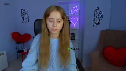 rebecca_smile_ online show from October 13, 2025, 5:40 am