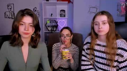 rebecca_smile_ online show from January 16, 2026, 8:24 pm