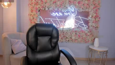 Rebe online show from March 7, 2026, 11:29 am