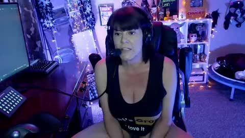 Rebecca Love online show from April 9, 2026, 5:40 pm