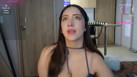 rebeccawhite_meow online show from October 26, 2025, 6:03 pm