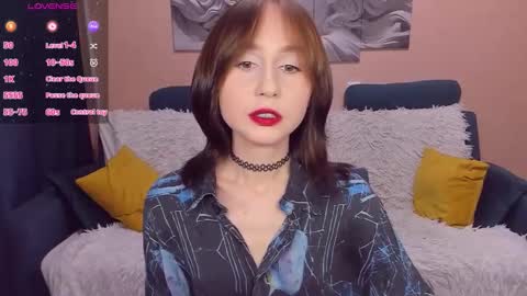Snapshot of rebeccawind chatting on September 16, 2025, 12:17 pm RebeccaWind online show from September 16, 2025, 12:17 pm