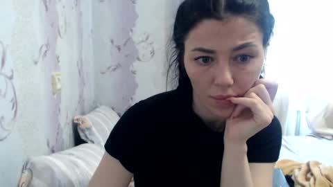 Snapshot of rebeka_08 chatting on June 19, 2026, 10:30 am Rebeka 08 online show from June 19, 2026, 10:30 am