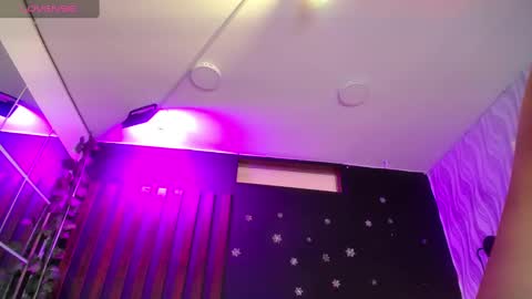 Snapshot of rebeka_baker chatting on December 14, 2024, 12:23 pm REBEKA online show from December 14, 2024, 12:23 pm