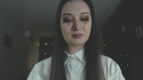 AnnaAnnet online show from April 7, 2026, 12:16 pm