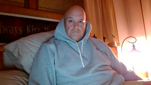 Mtn. Man online show from October 30, 2025, 2:46 am