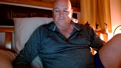 Mtn. Man online show from November 6, 2025, 2:34 am