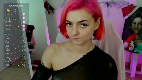 Bestie online show from December 9, 2024, 4:37 pm