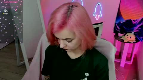 Bestie online show from February 15, 2025, 4:56 pm