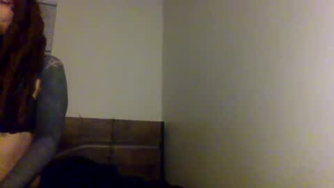 red_eyed_roze online show from December 4, 2024, 4:32 am