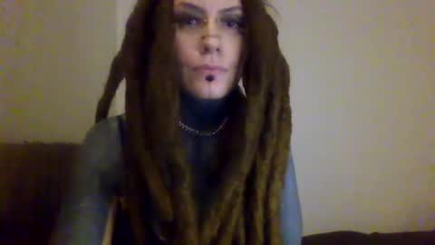 red_eyed_roze online show from January 30, 2025, 7:39 am