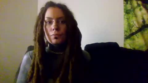 red_eyed_roze online show from February 4, 2025, 4:15 am