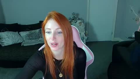 Red -  online show from December 9, 2024, 2:39 pm