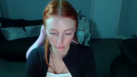 Red -  online show from December 16, 2024, 10:56 pm