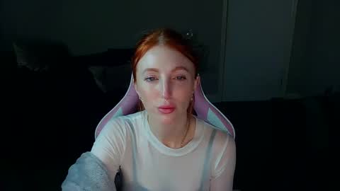 Red -  online show from February 3, 2025, 9:50 pm