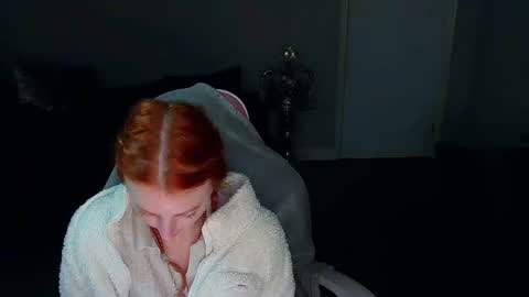 Red -  online show from February 4, 2025, 10:55 pm