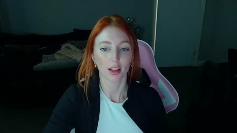 Red -  online show from March 5, 2025, 4:24 pm