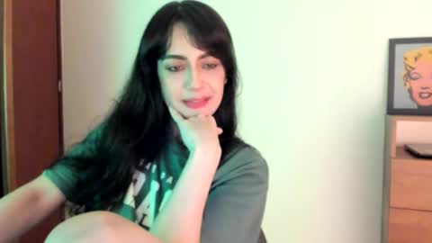 red_flower203 online show from March 18, 2026, 6:55 pm