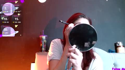 IG   OF red moonn online show from February 28, 2026, 4:46 am