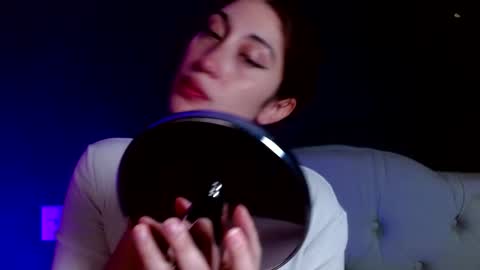 Snapshot of red_moonn chatting on May 21, 2026, 5:25 am IG OF red moonn online show from May 21, 2026, 5:25 am
