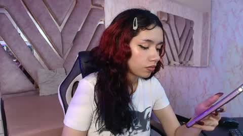 red_pandaa online show from May 29, 2026, 3:26 am