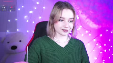 QUEEN OF EVIL online show from December 14, 2024, 9:35 pm