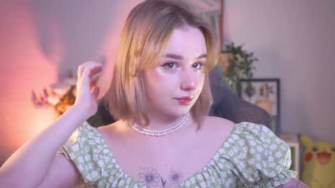 QUEEN OF EVIL online show from December 26, 2024, 5:40 pm