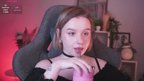 QUEEN OF EVIL online show from January 9, 2025, 9:16 pm