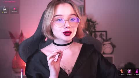 QUEEN OF EVIL online show from January 17, 2025, 7:05 pm