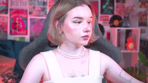 QUEEN OF EVIL online show from January 26, 2025, 8:23 pm