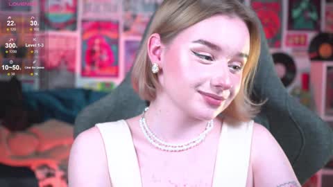 QUEEN OF EVIL online show from January 26, 2025, 11:29 pm